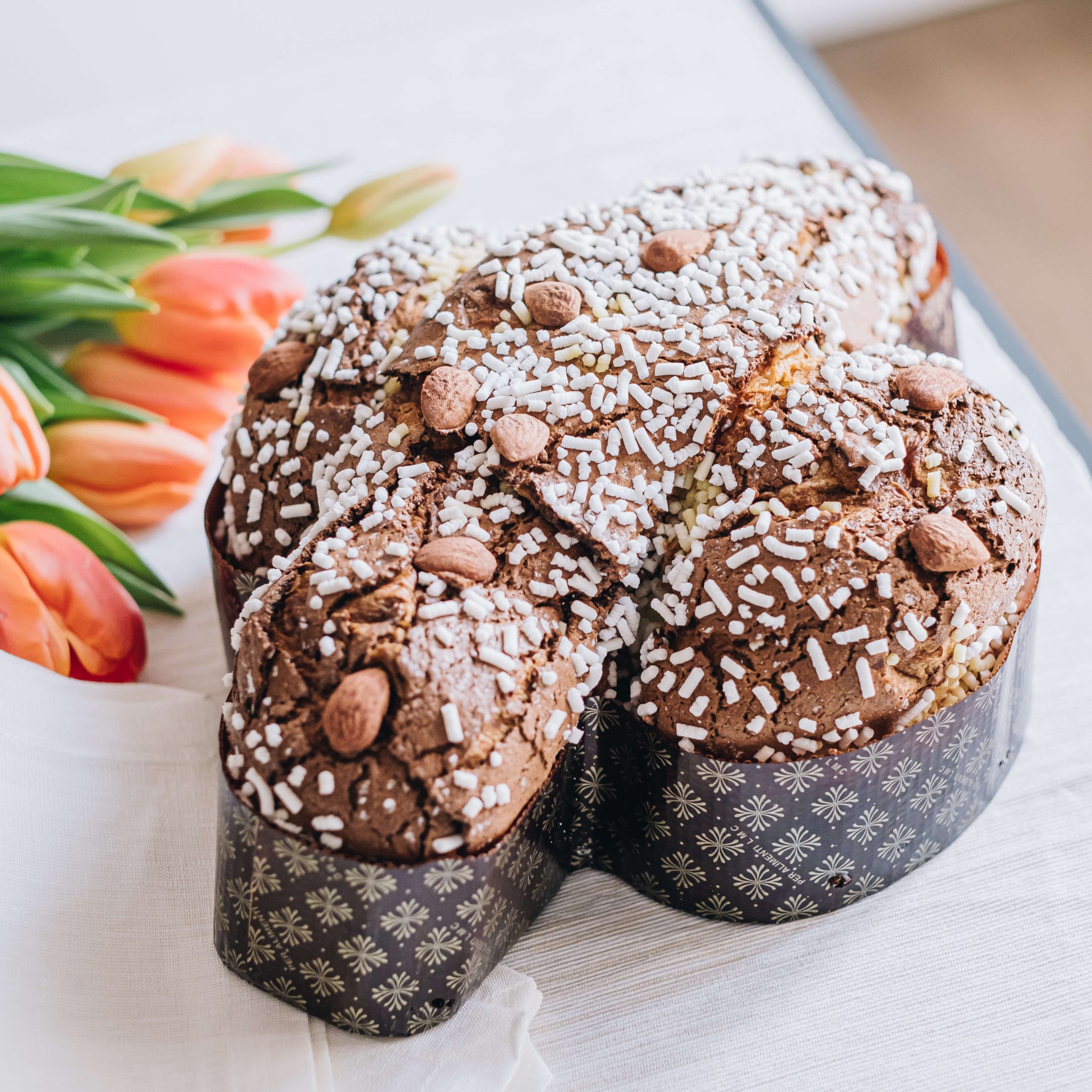 La mia pasticceria moderna: Glassa anidra al cioccolato bianco per una  colomba stellata